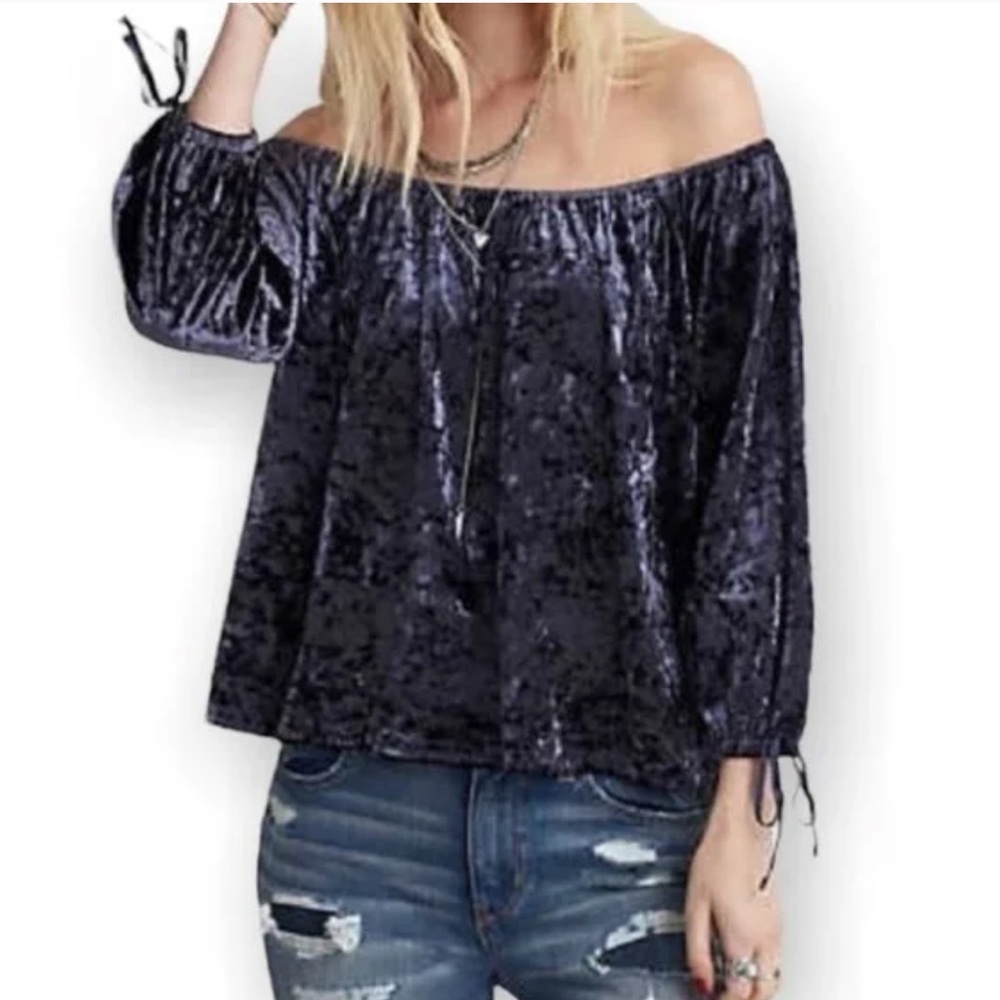 American Eagle Crushed Velvet Off The Shoulder Top